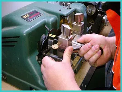 Advanced Locksmith Service Albertson, NY 516-206-4193 - 18-key-making