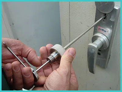 Advanced Locksmith Service Albertson, NY 516-206-4193 - 5-lock-opening